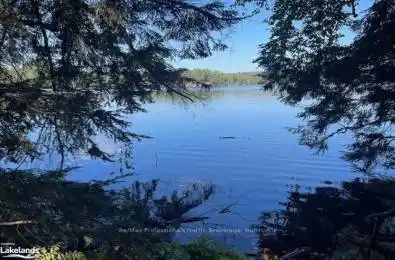 4 STONE GATE Lane Bracebridge Ontario P1L 1X3