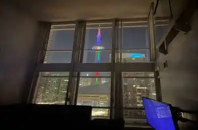 15 Fort York Boulevard Unit# 2808 Toronto C01 Ontario M5V 3Y4