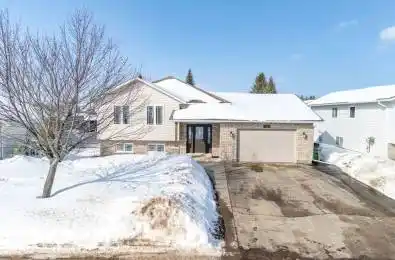 47 Highland Park Drive Petawawa Ontario K8H 3S2