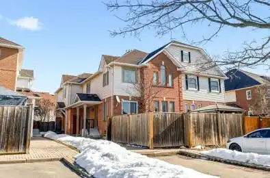 95 Thornlodge Drive Hamilton Ontario L8B 0L9