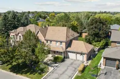 22 Trillium Drive Aurora Ontario L4G 5X9