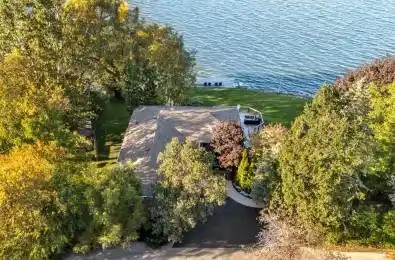 39 Eastern Avenue Prince Edward County Ontario K8N 4Z1