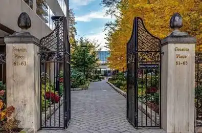 61 St Clair Avenue Unit# 1602 Toronto C02 Ontario M4V 2Y8