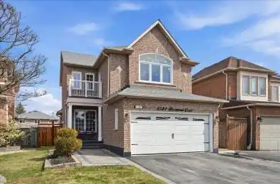 7387 Davemark Court Mississauga Ontario L5N 7P3