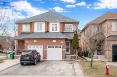 9 Ridgefield Court Brampton Ontario L6P 1B5