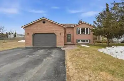 4 Harbourview Crescent Prince Edward County Ontario K0K 3L0