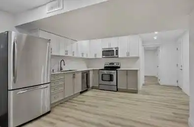 27 Spencer Drive Unit# Lower Barrie Ontario L4N 0Y9