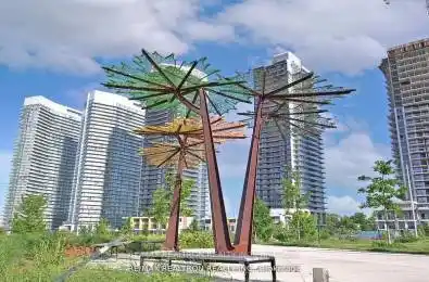 95 McMahon Drive Unit# Th515 Toronto C15 Ontario M2K 0H2