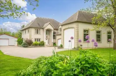 3115 Napperton Drive Adelaide Metcalfe Ontario N7G 3H8