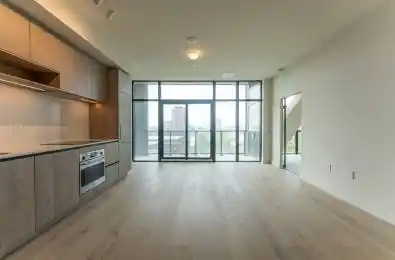 181 Sterling Road Unit# 517 Toronto C01 Ontario M6R 0B2