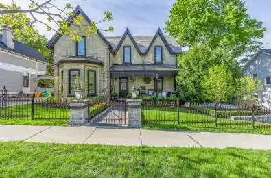 11 Catherine Avenue Aurora Ontario L4G 1K4