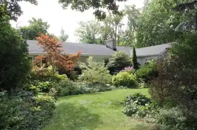 3012 First Street Burlington Ontario L7N 1C3