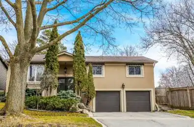 2183 Sandringham Drive Burlington Ontario L7P 3E7
