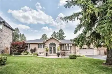 4 Orlon Crescent Richmond Hill Ontario L4C 6S5